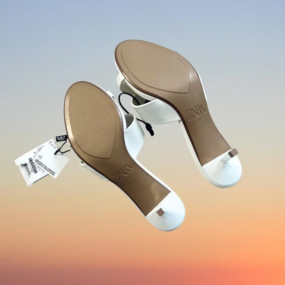 Zara White Kitten Heel Sandals NWT - Picture 2 of 2